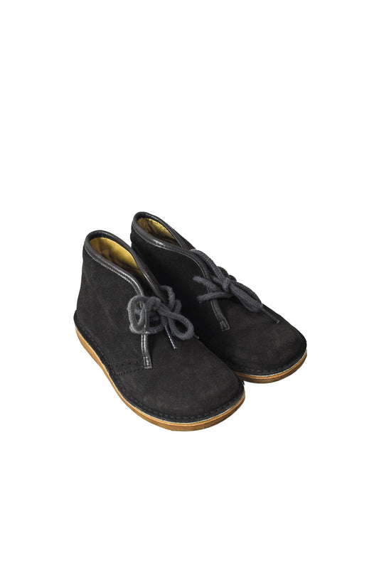 Boots 5T (EU28)